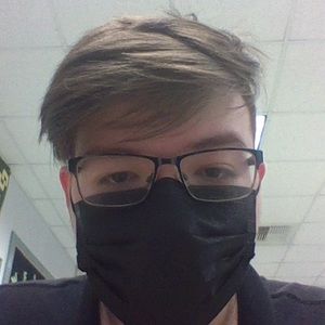 Meet your Posher, Derek